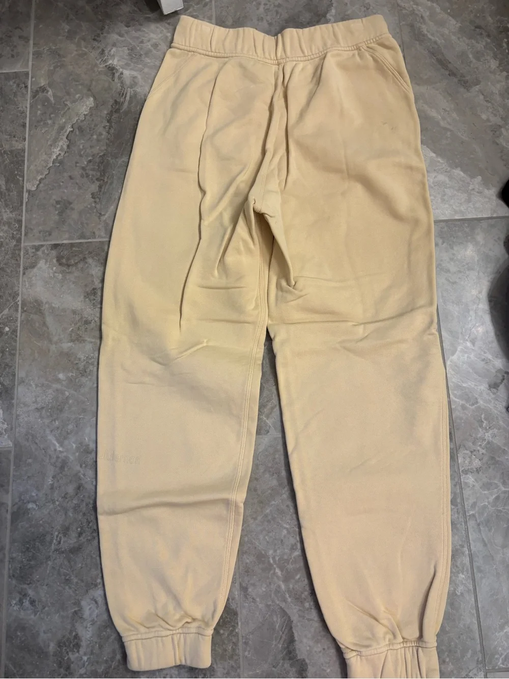 lululemon joggers